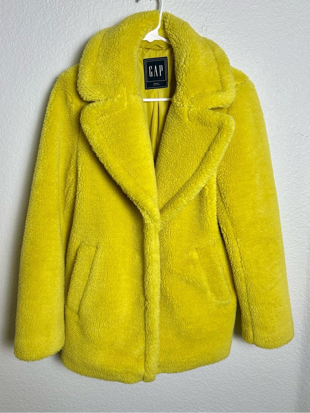 GAP Sherpa Teddy Jacket Coat Bright Yellow Size Small Oversized